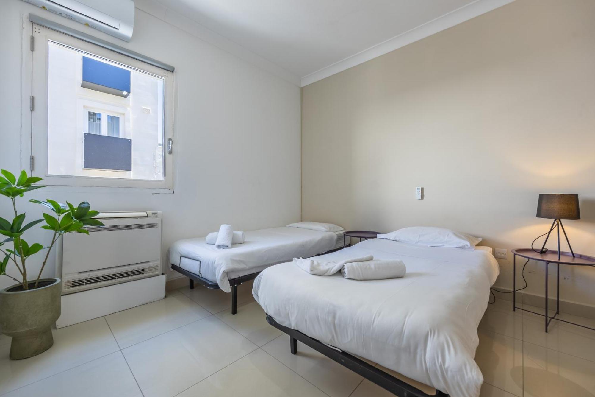 Hard To Come By - Modern & Huge House In Sliema Exterior foto
