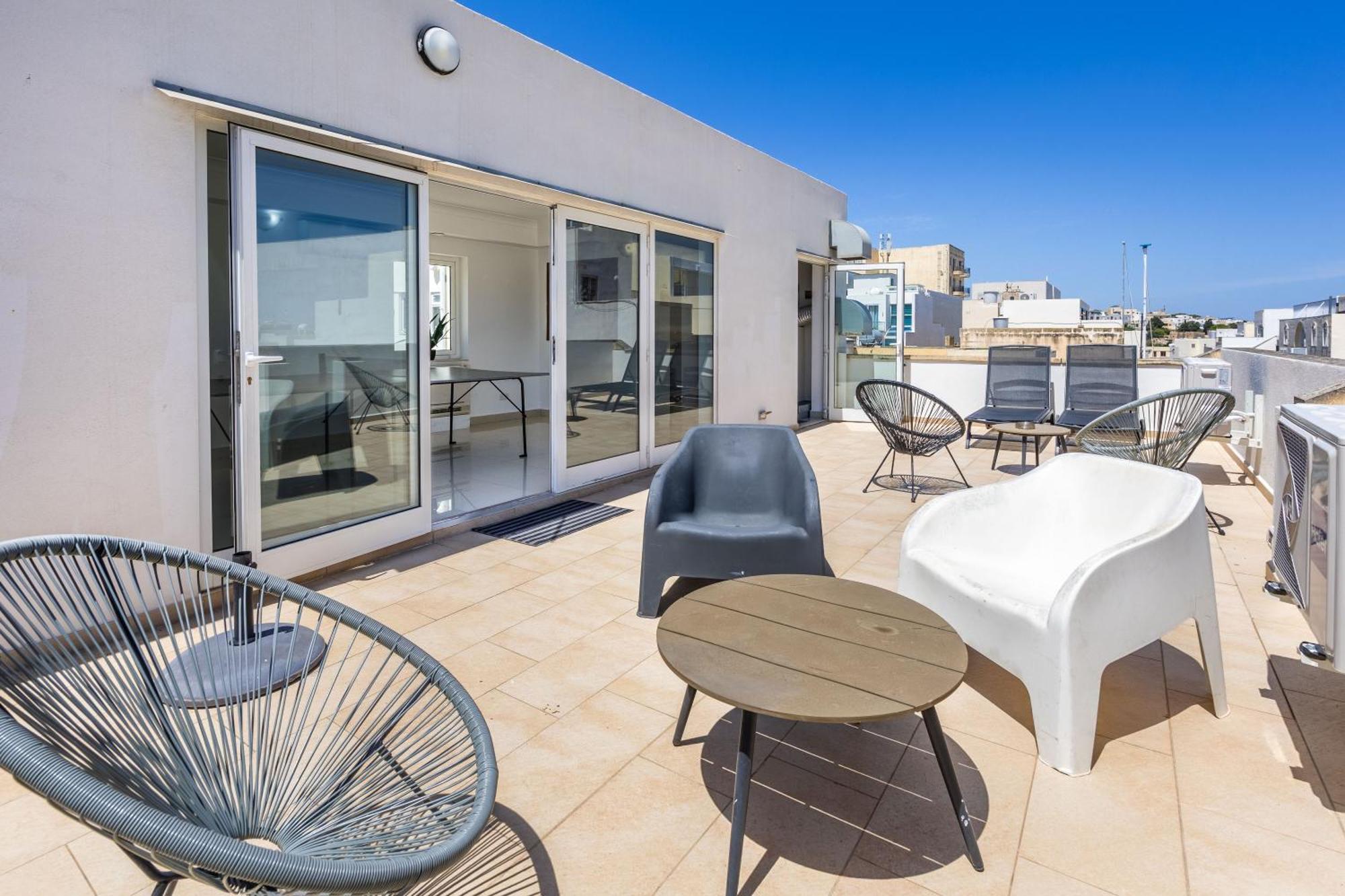Hard To Come By - Modern & Huge House In Sliema Exterior foto