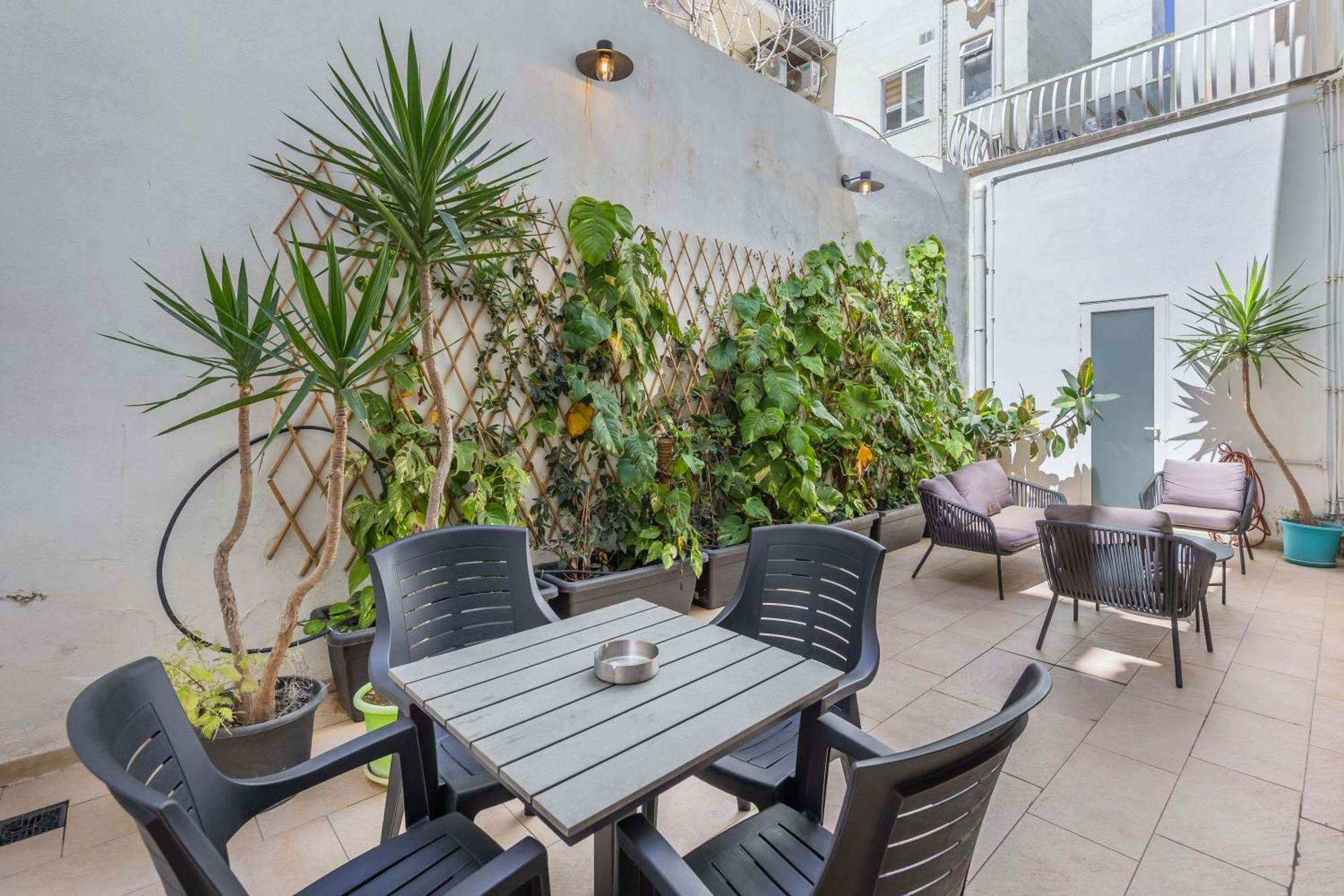 Hard To Come By - Modern & Huge House In Sliema Exterior foto
